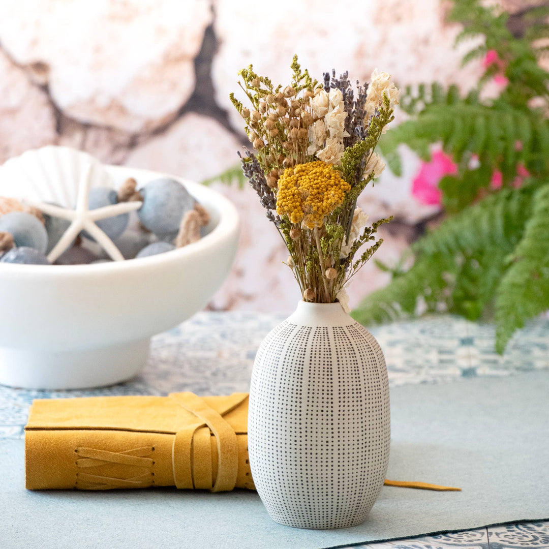 Yarrow & Lavender Mini Bouquet - Merry PigletsAndaluca