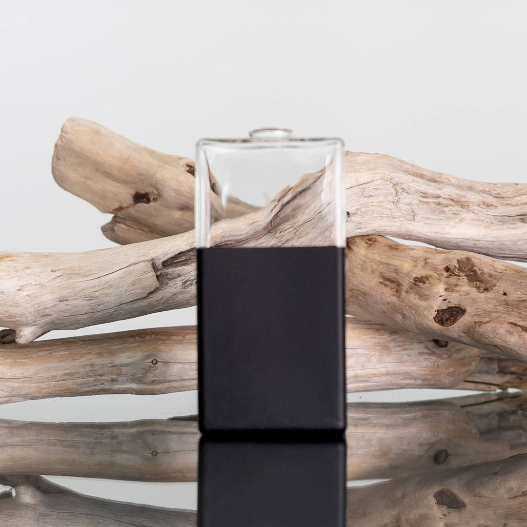 Rocky Vase - Merry PigletsEverlasting Candle Co.